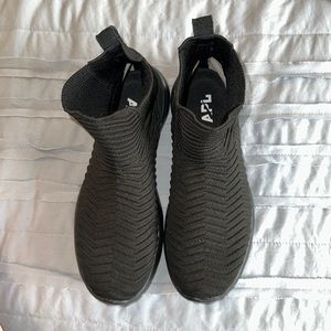 APL Women’s Techloom